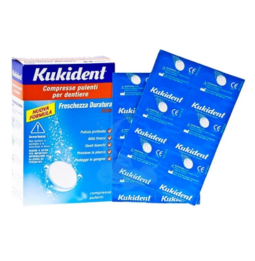 Kukident Linea Protesi Dentali Cleanser Fresh 88 Compresse Pulenti per Dentiere